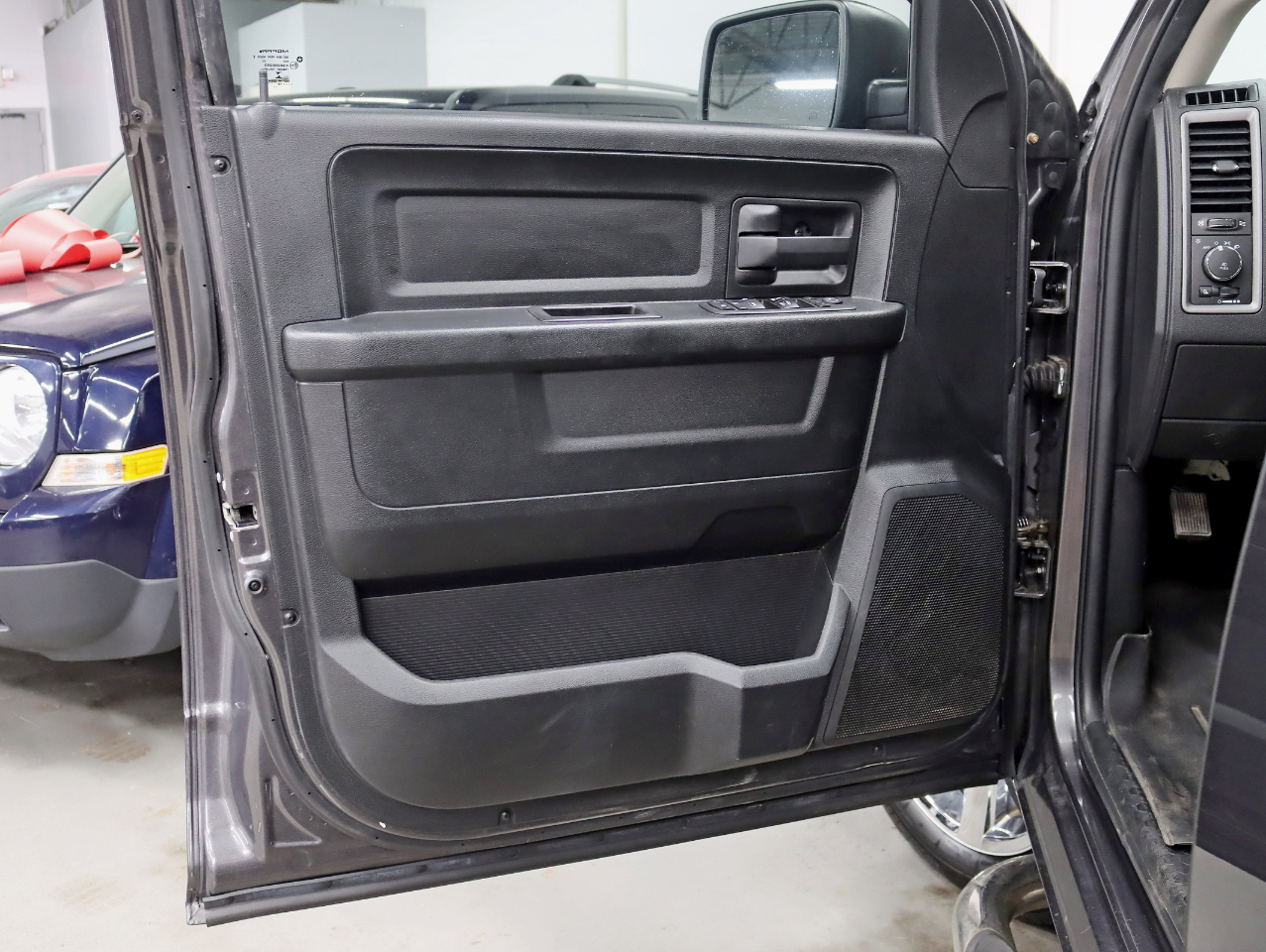 2018 Ram 1500 Express photo 26