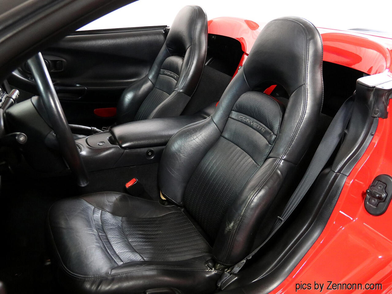 Chevrolet Corvette 2dr Convertible 1998 Chevrolet Corvette 2dr Convertible 1998