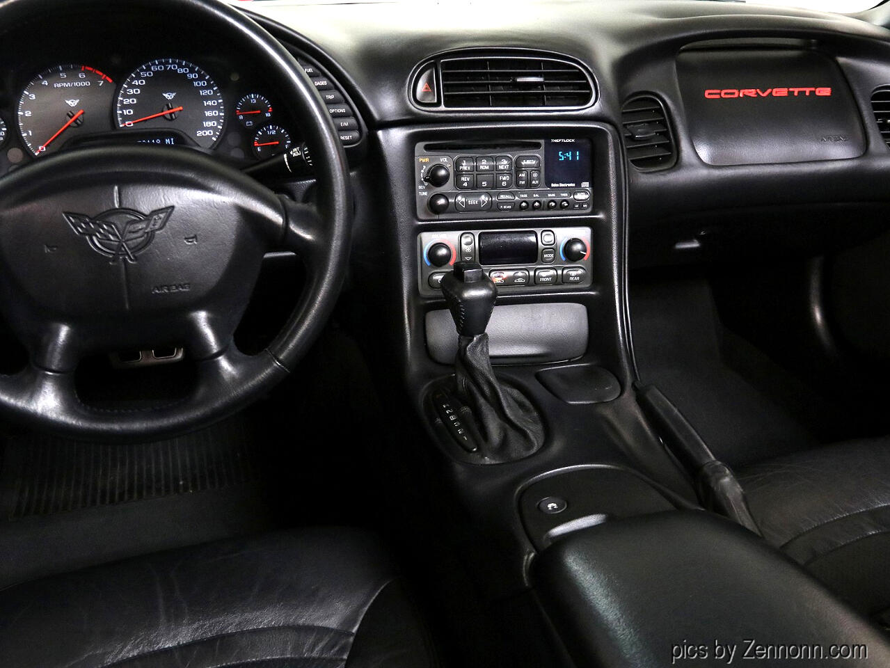 Chevrolet Corvette 2dr Convertible 1998 Chevrolet Corvette 2dr Convertible 1998