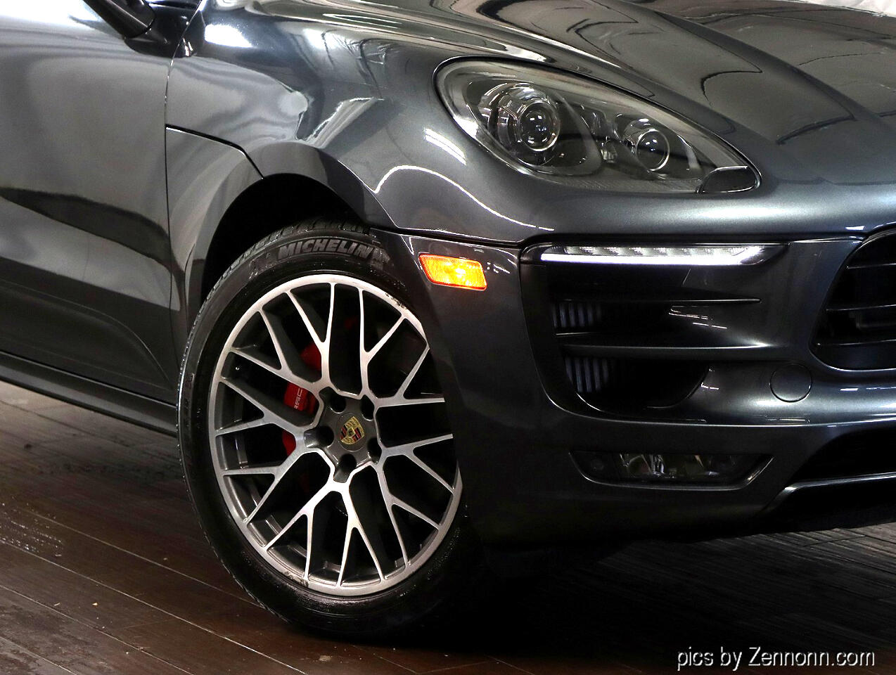 2017 Porsche Macan GTS photo 3