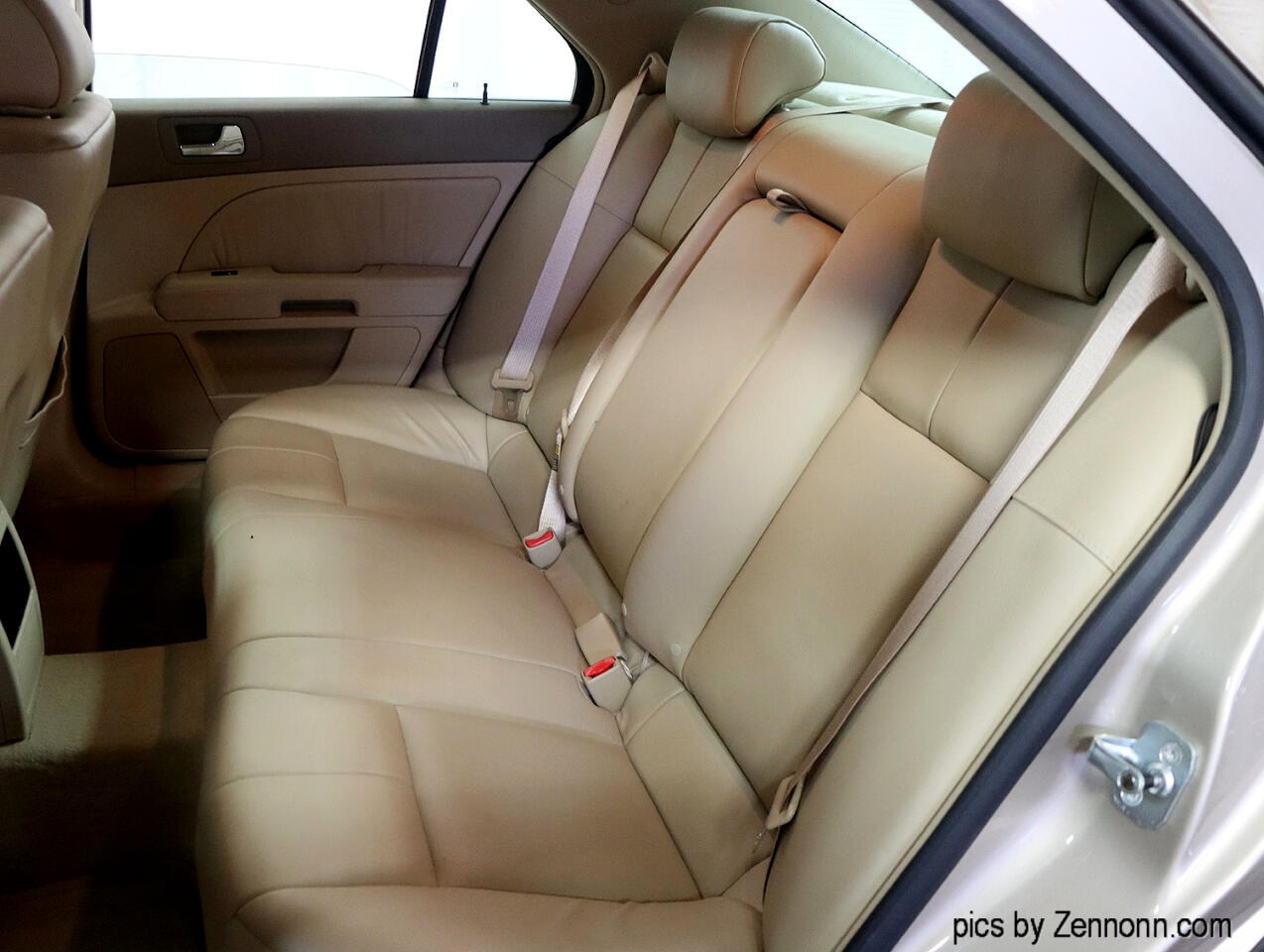 2006 Cadillac STS V6 photo 12