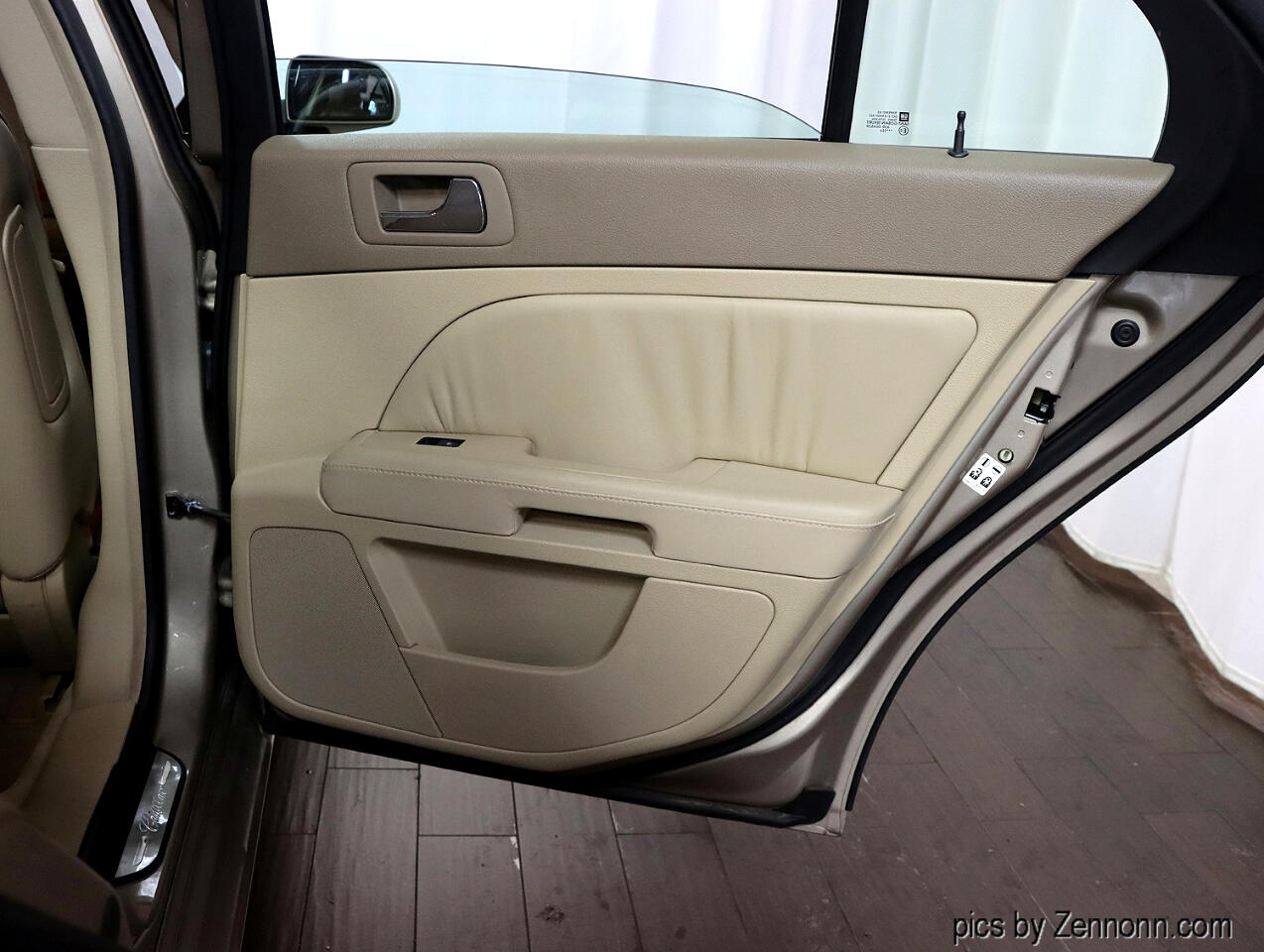 2006 Cadillac STS V6 photo 26
