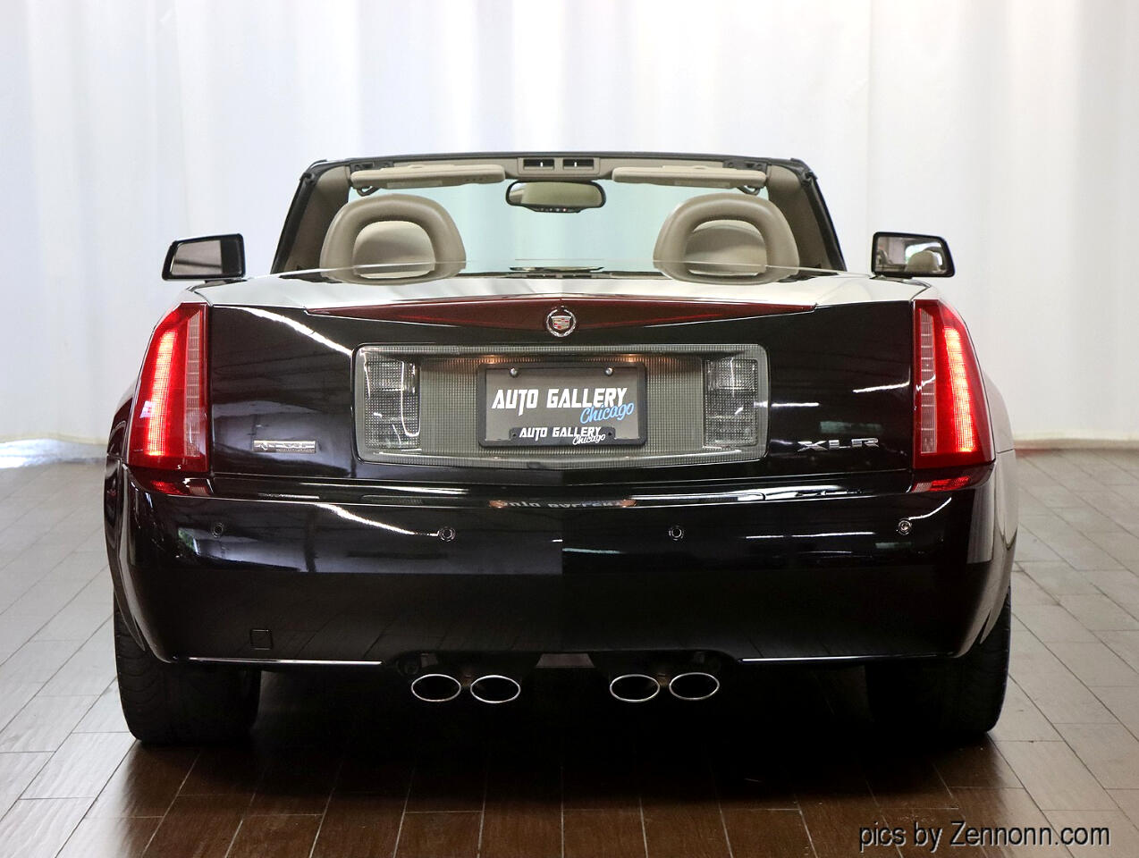2004 Cadillac XLR photo 7