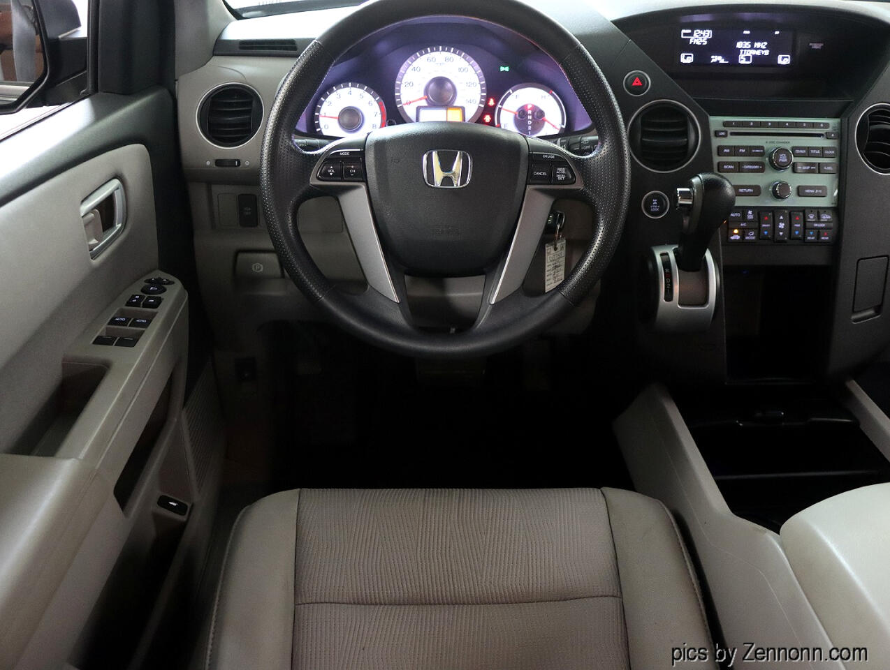 2011 Honda Pilot EX photo 16