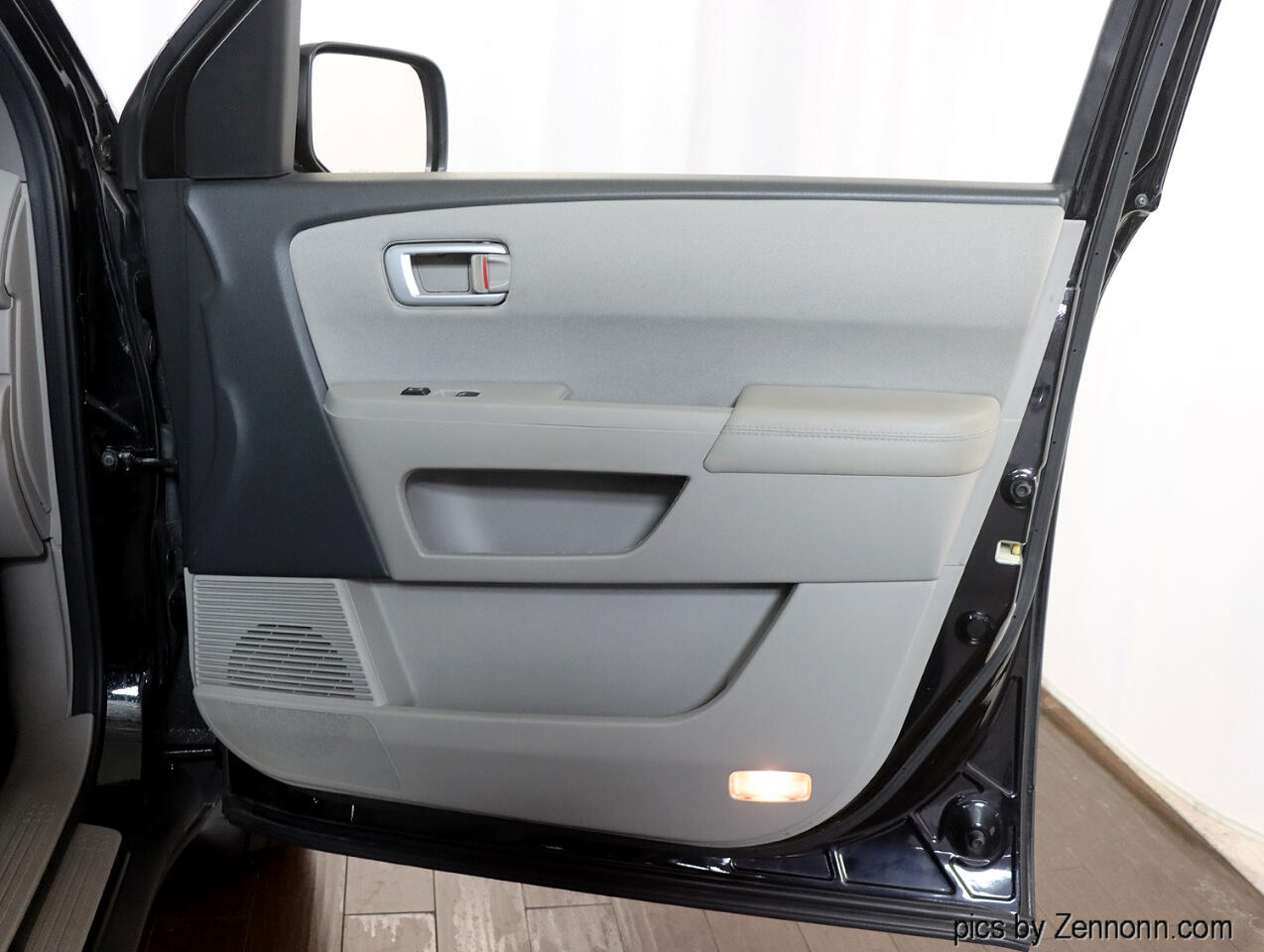 2011 Honda Pilot EX photo 28