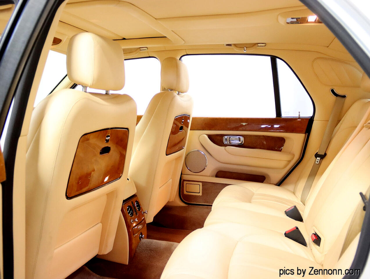 Bentley Arnage 4dr Sdn RL 2003 Bentley Arnage 4dr Sdn RL 2003