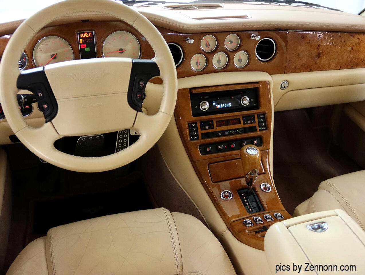 Bentley Arnage 4dr Sdn RL 2003 Bentley Arnage 4dr Sdn RL 2003