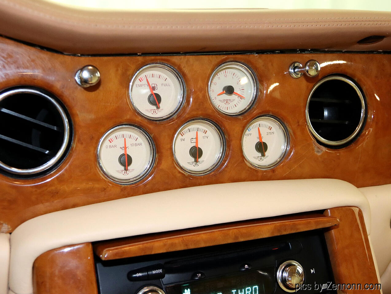 Bentley Arnage 4dr Sdn RL 2003 Bentley Arnage 4dr Sdn RL 2003