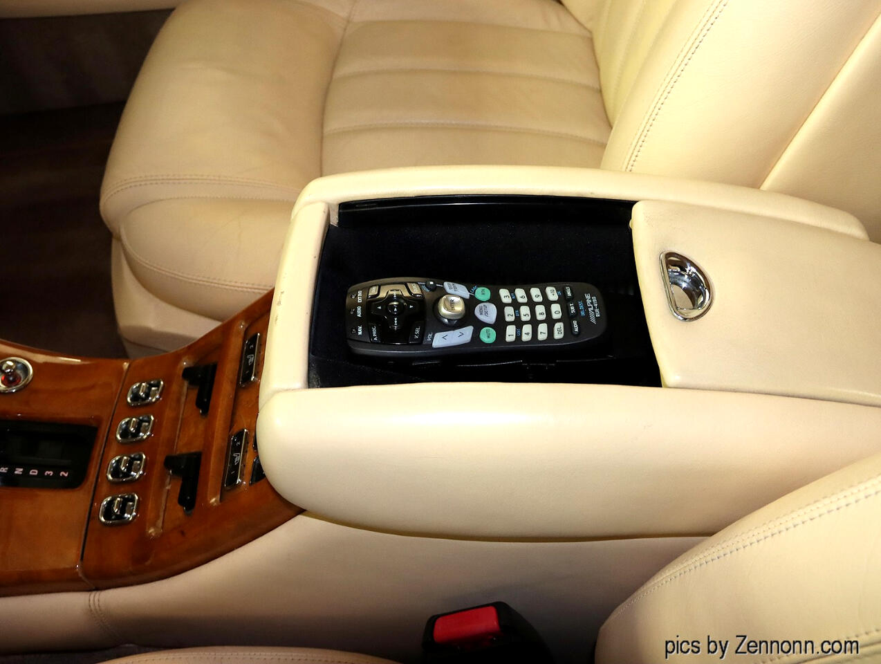 Bentley Arnage 4dr Sdn RL 2003 Bentley Arnage 4dr Sdn RL 2003