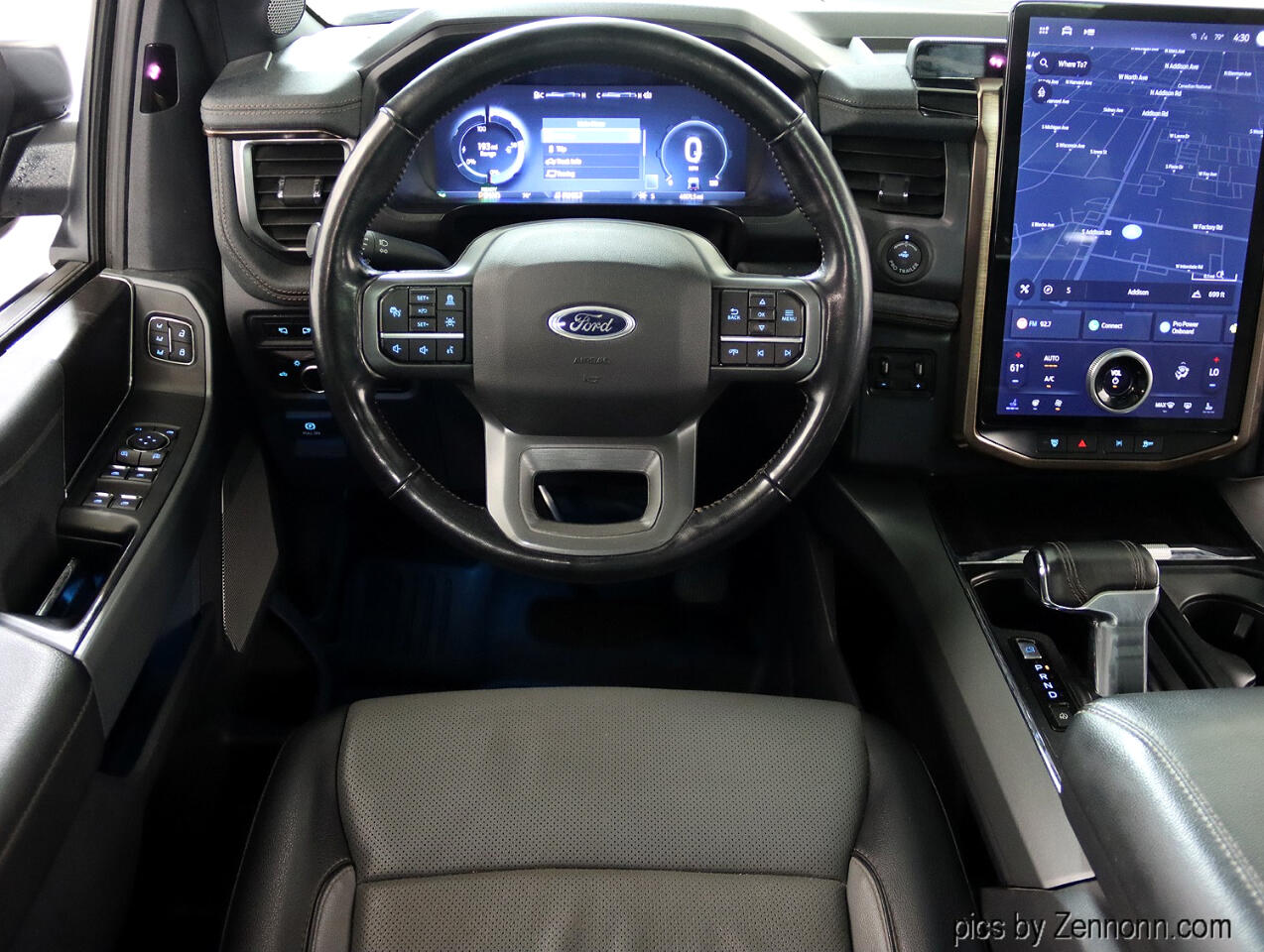 2022 Ford F-150 Lightning Platinum photo 11