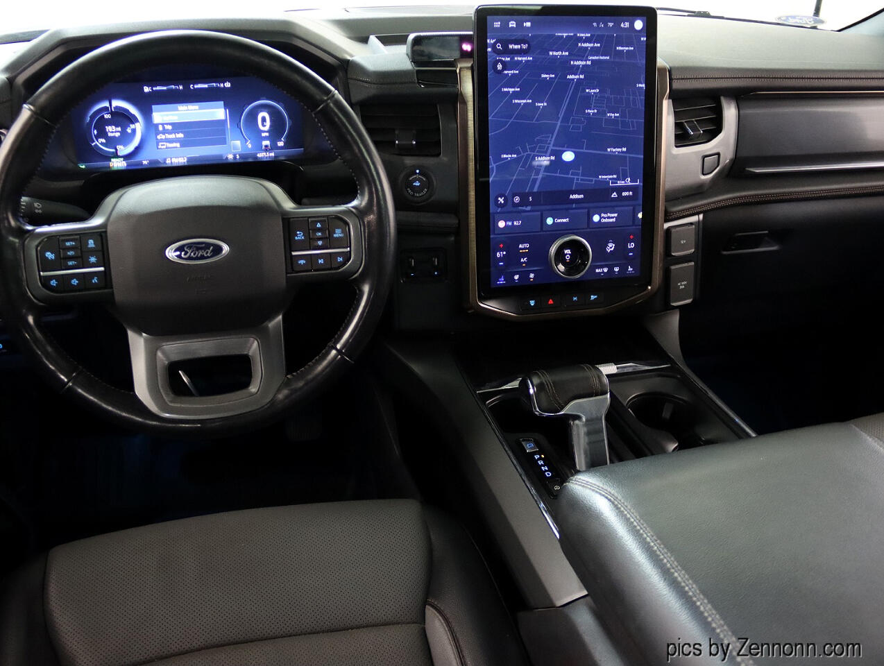 2022 Ford F-150 Lightning Platinum photo 12