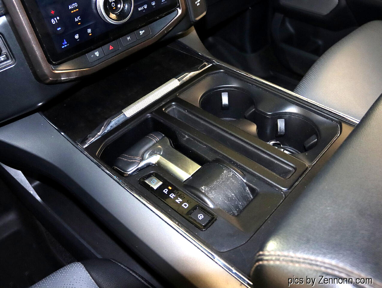 2022 Ford F-150 Lightning Platinum photo 21