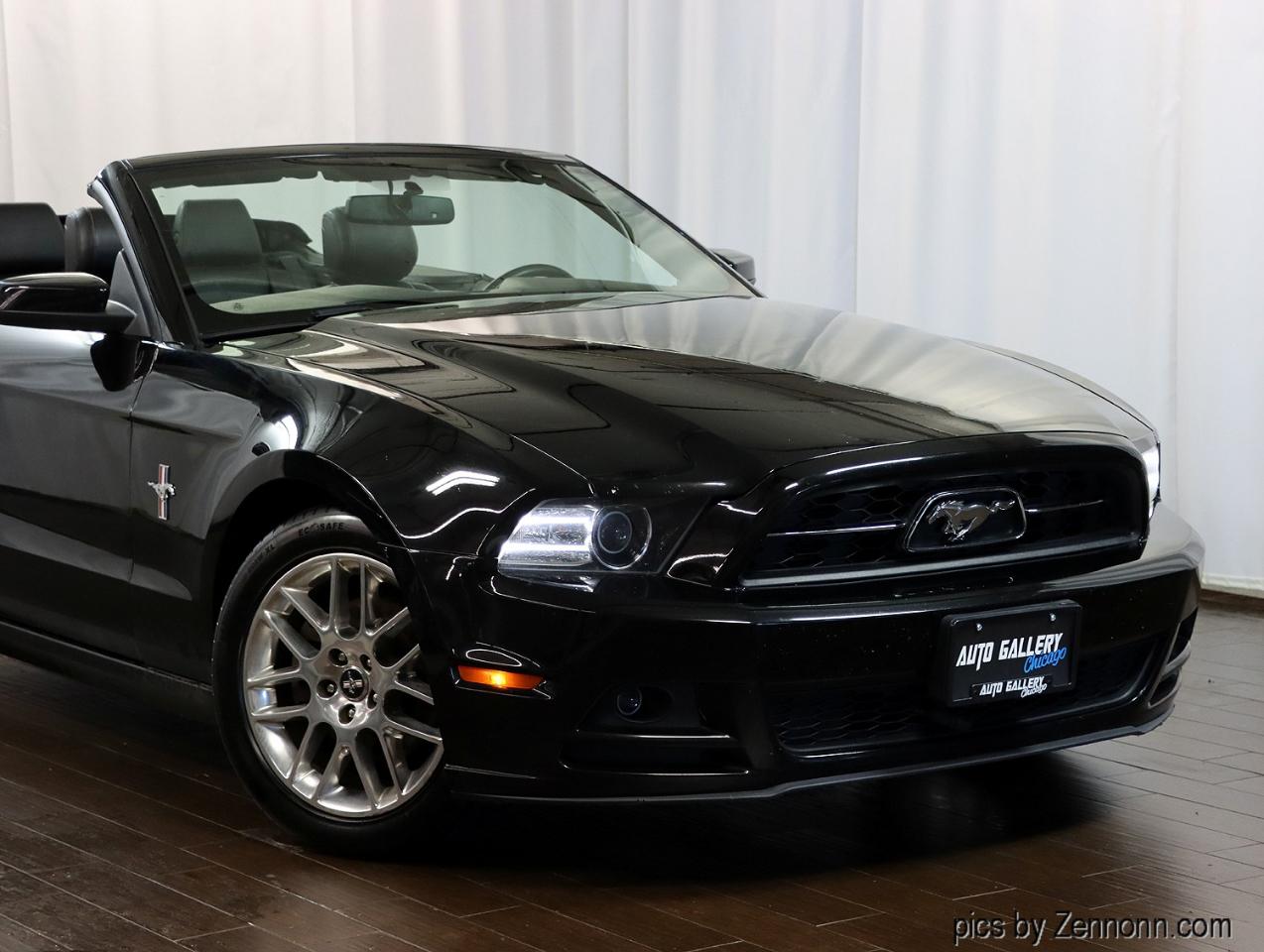 Ford Mustang 2dr Conv V6 2014