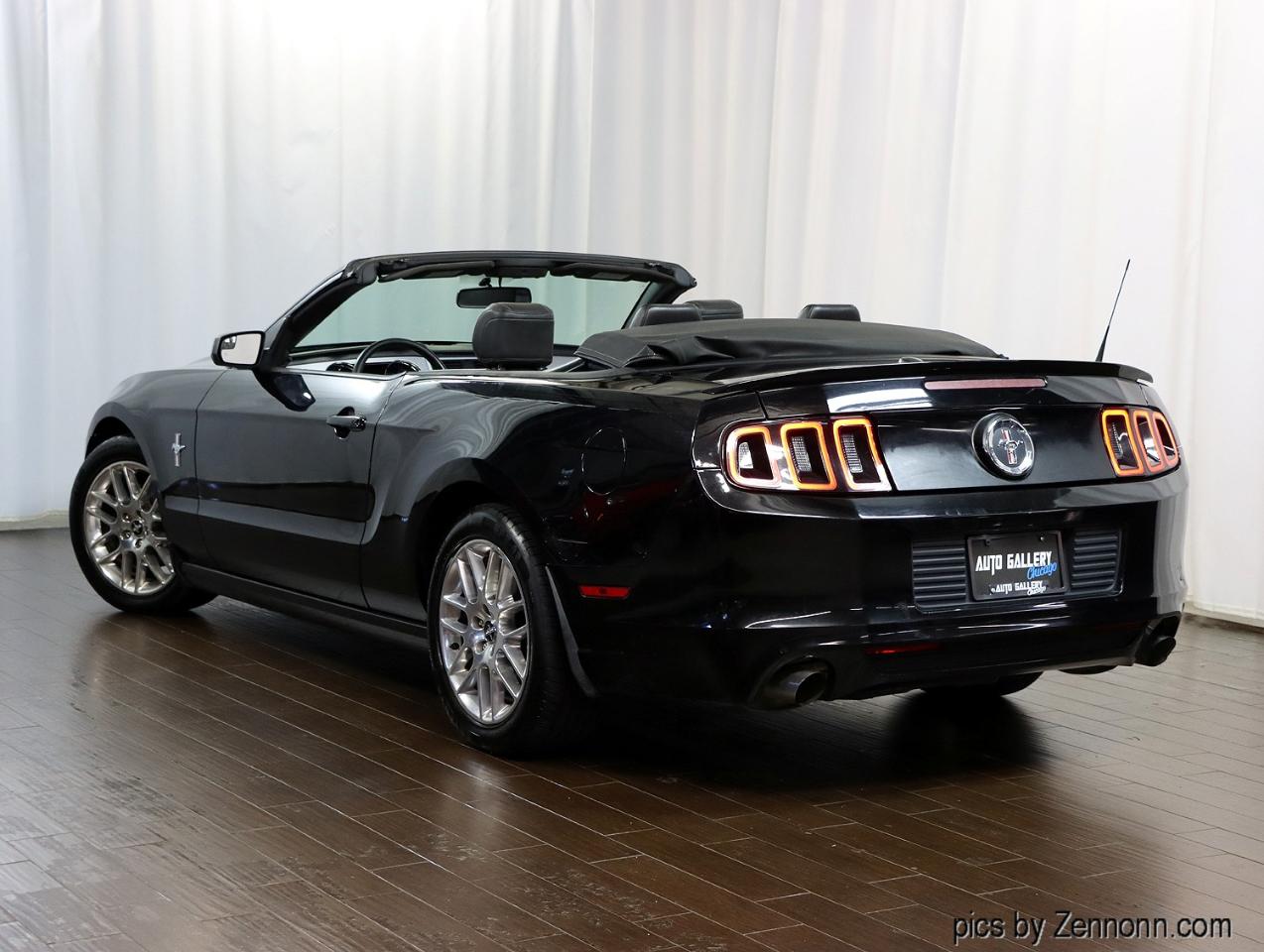 Ford Mustang 2dr Conv V6 2014