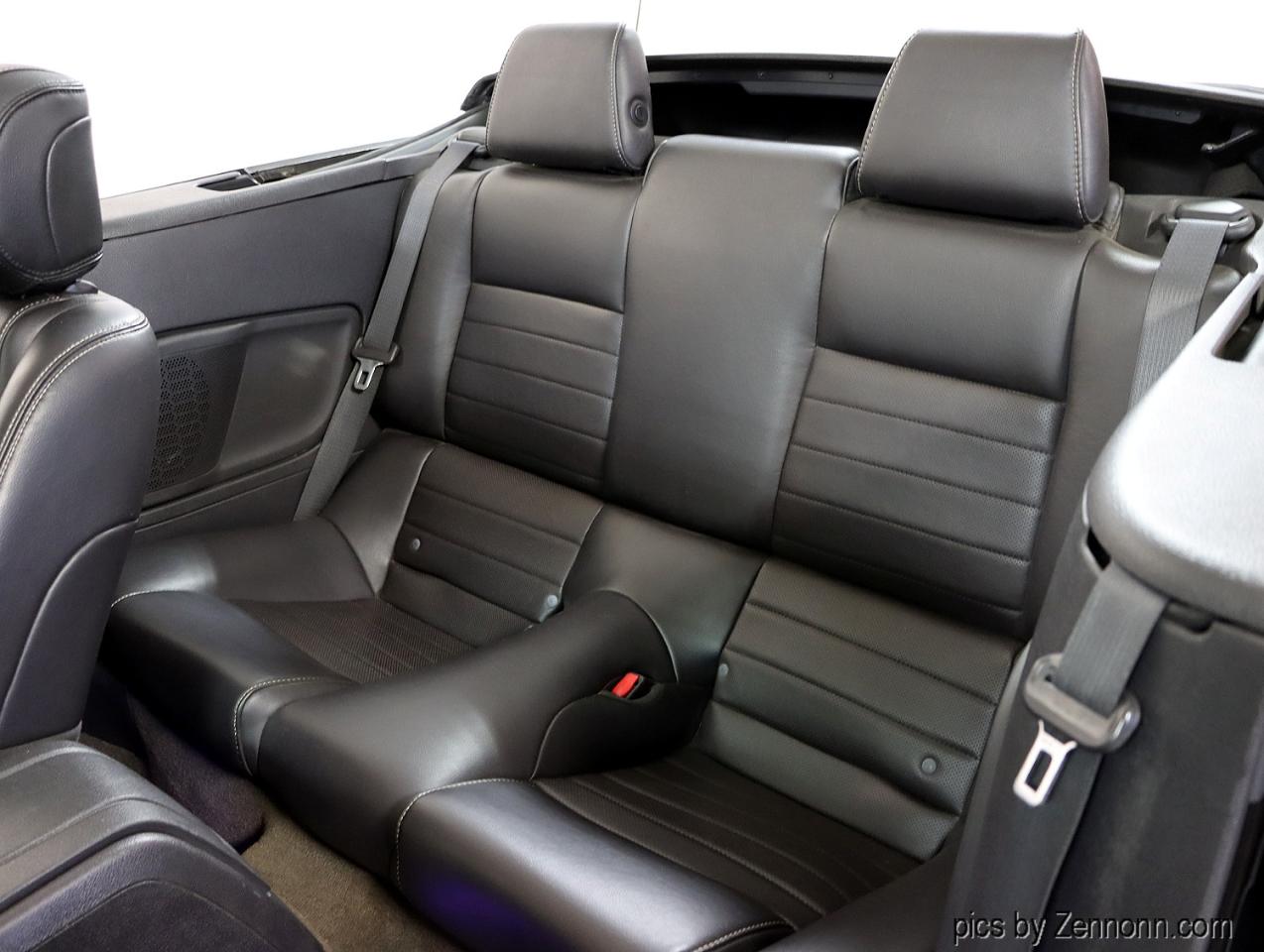 Ford Mustang 2dr Conv V6 2014