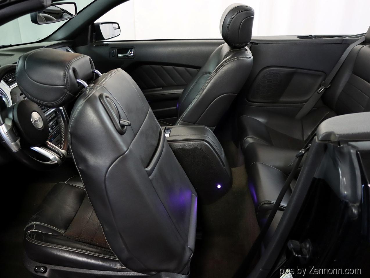 Ford Mustang 2dr Conv V6 2014