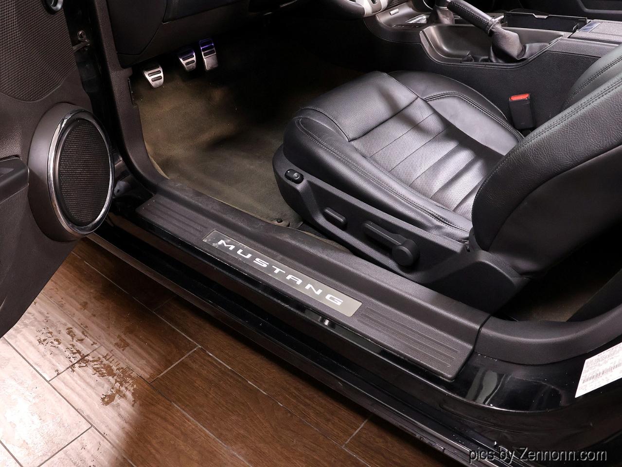 Ford Mustang 2dr Conv V6 2014