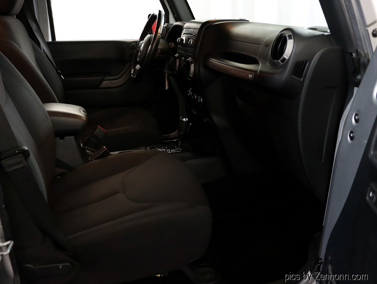 Jeep Wrangler Unlimited 4WD 4dr Sport 2016 Jeep Wrangler Unlimited 4WD 4dr Sport 2016