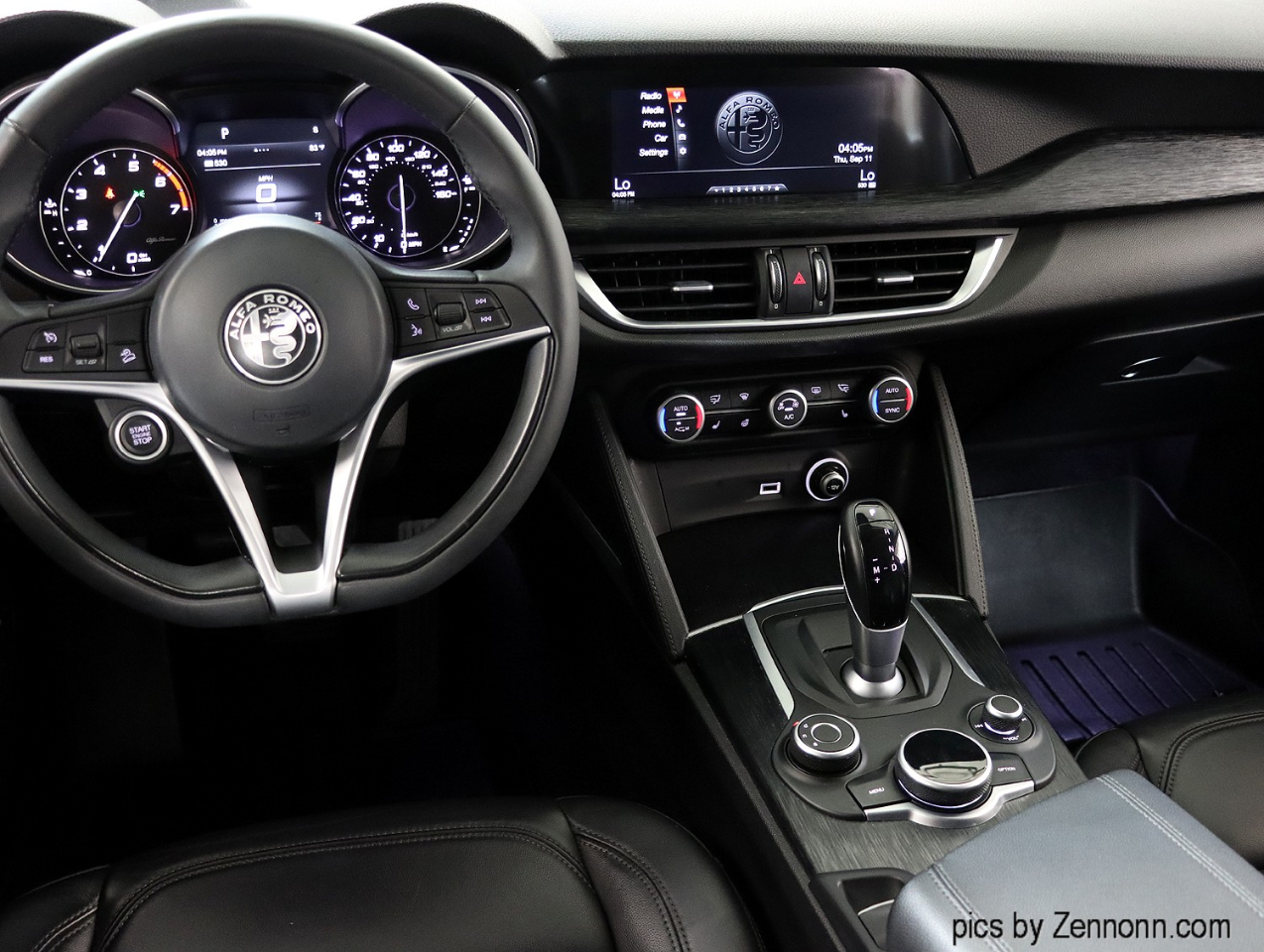Alfa Romeo Stelvio AWD 2019 Alfa Romeo Stelvio AWD 2019