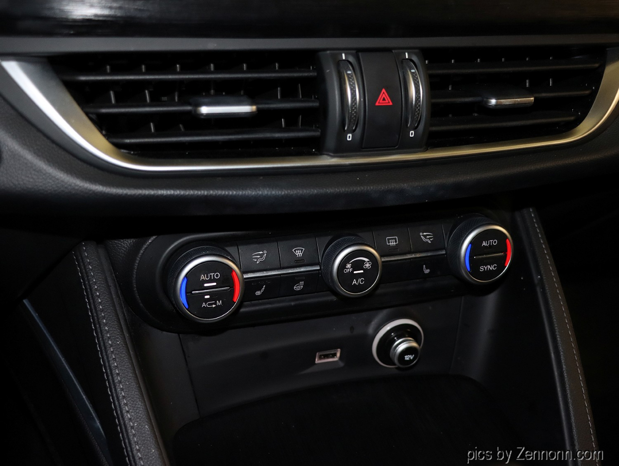 Alfa Romeo Stelvio AWD 2019 Alfa Romeo Stelvio AWD 2019