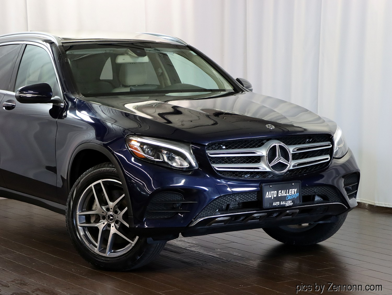 Mercedes-Benz GLC GLC 300 4MATIC SUV 2017 Mercedes-Benz GLC GLC 300 4MATIC SUV 2017