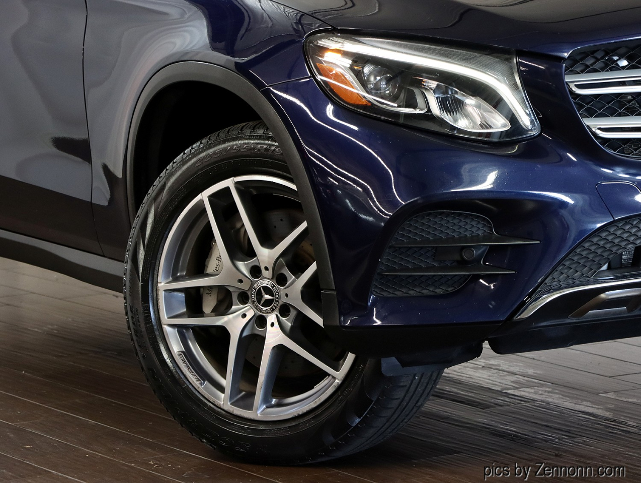 Mercedes-Benz GLC GLC 300 4MATIC SUV 2017 Mercedes-Benz GLC GLC 300 4MATIC SUV 2017