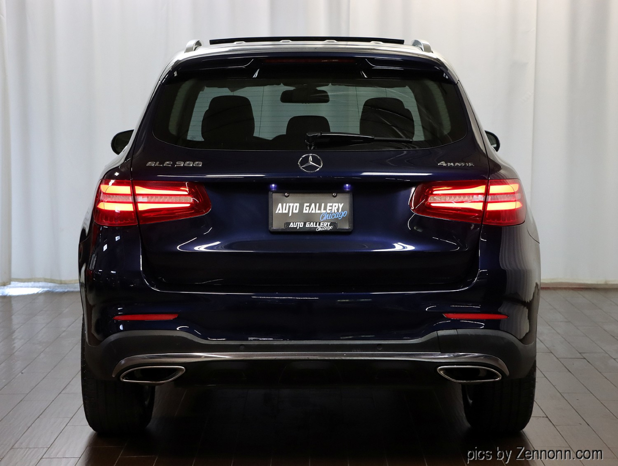 Mercedes-Benz GLC GLC 300 4MATIC SUV 2017 Mercedes-Benz GLC GLC 300 4MATIC SUV 2017