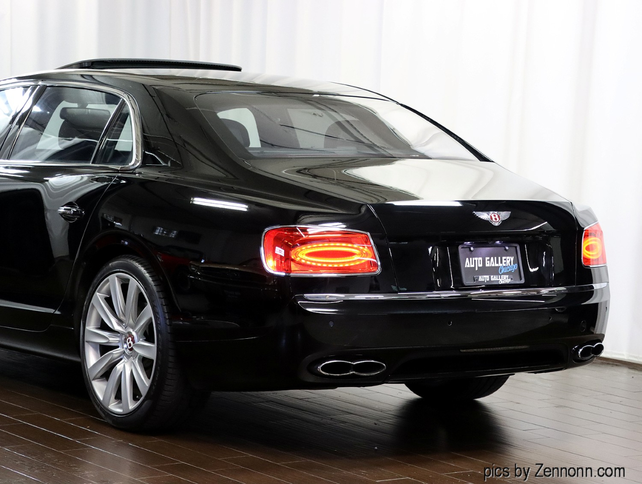 2018 Bentley Flying Spur V8 photo 8
