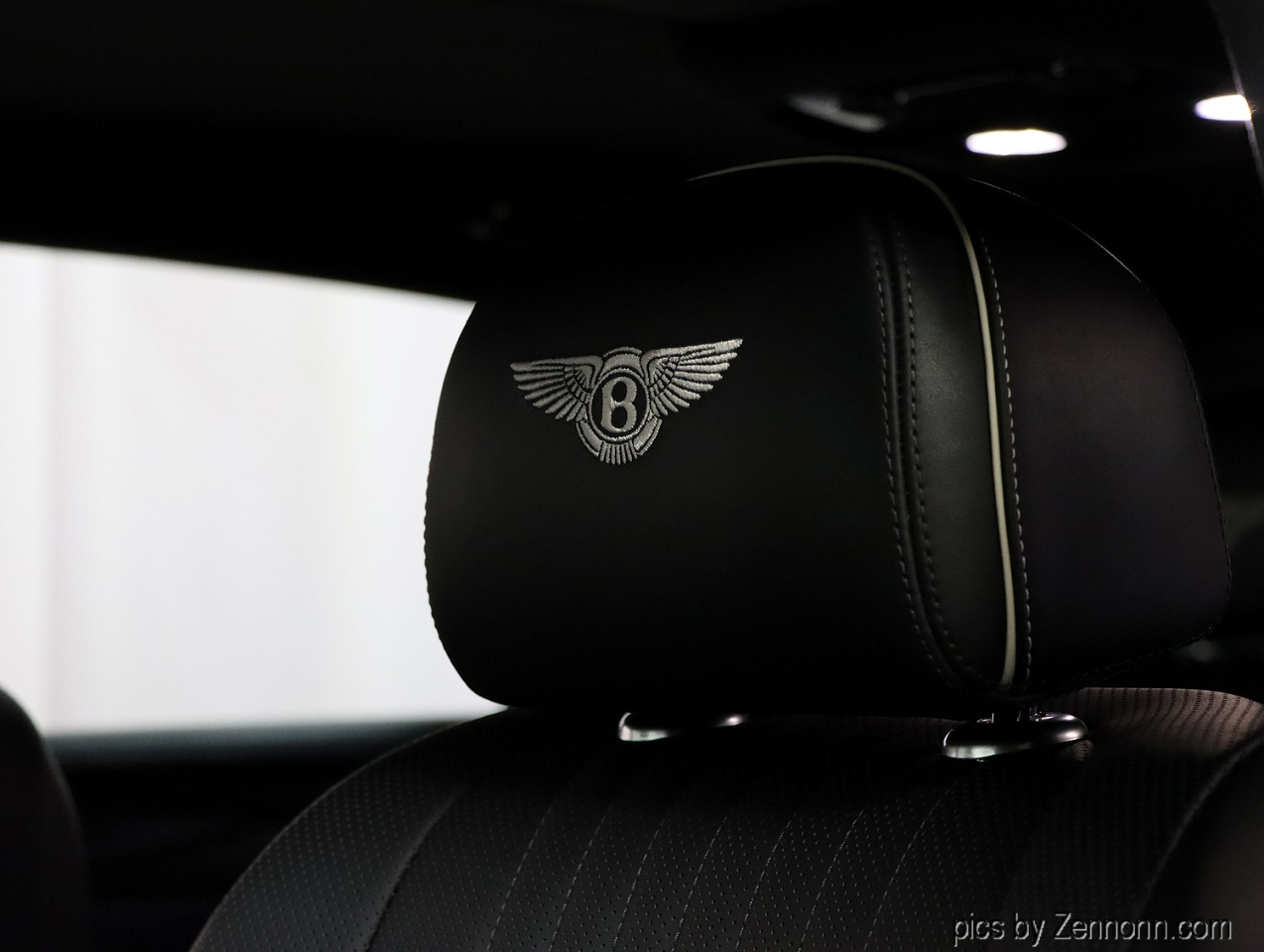 Bentley Flying Spur V8 Sedan 2018 Bentley Flying Spur V8 Sedan 2018