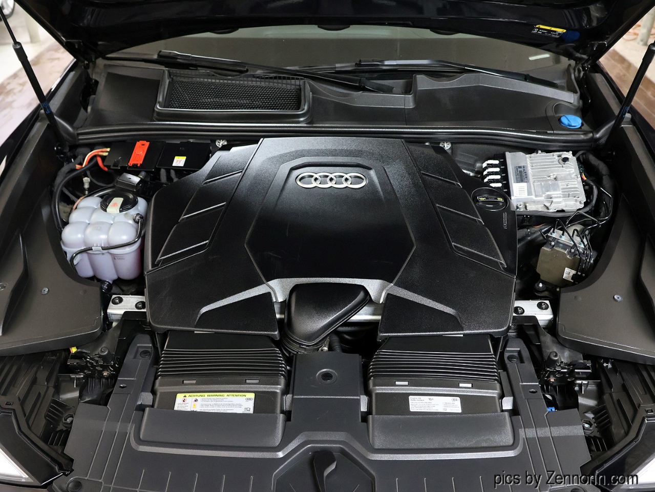 Audi Q8 Prestige 55 TFSI quattro 2020