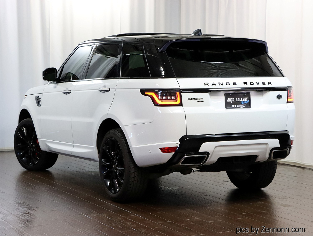 2021 Land Rover Range Rover Sport HSE Westminster Edition photo 5