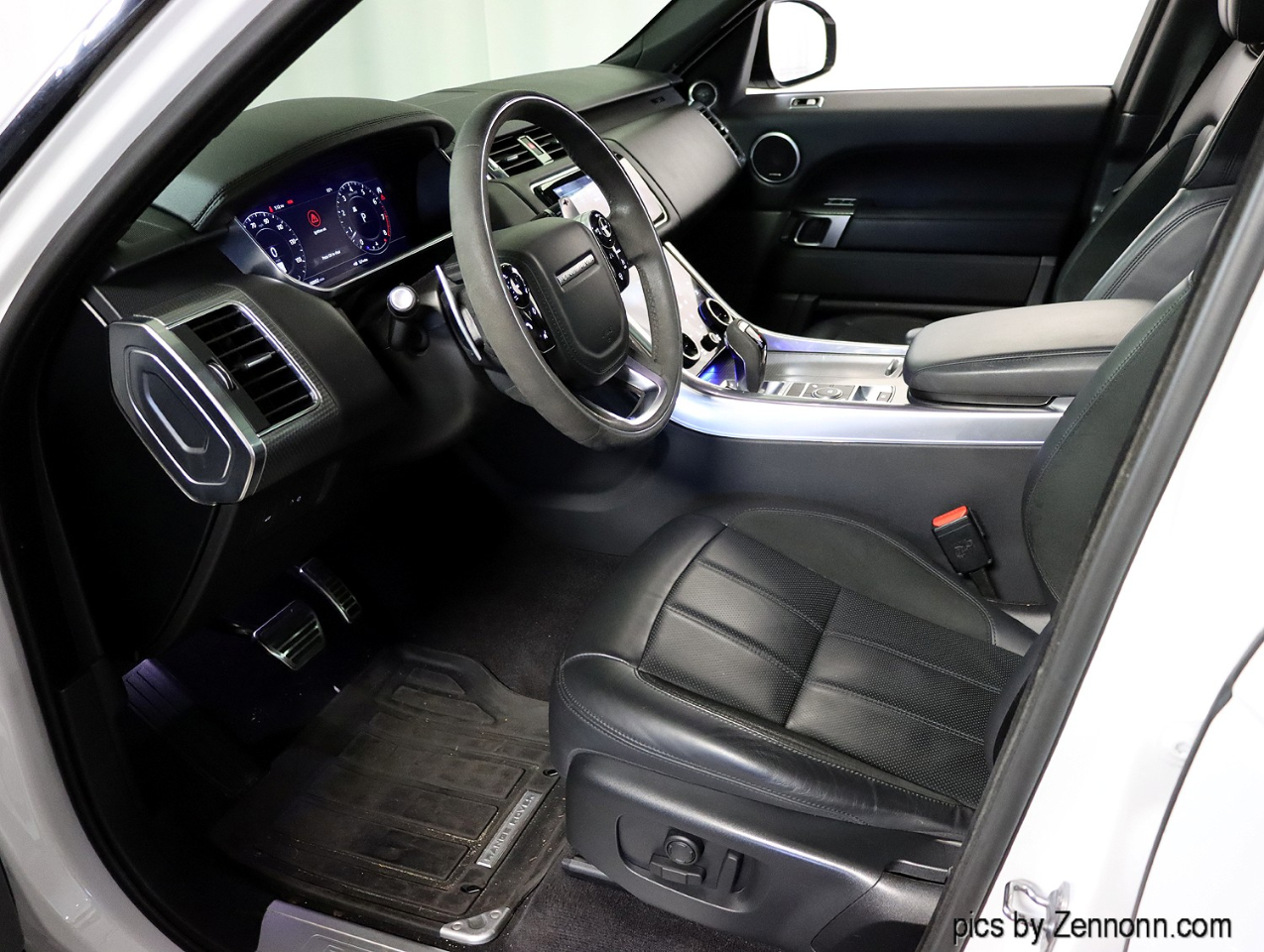 2021 Land Rover Range Rover Sport HSE Westminster Edition photo 8
