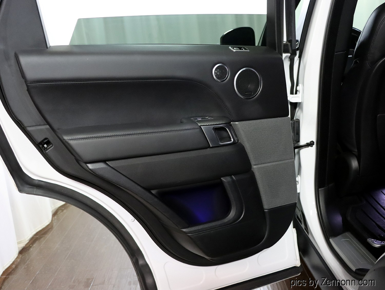 2021 Land Rover Range Rover Sport HSE Westminster Edition photo 26