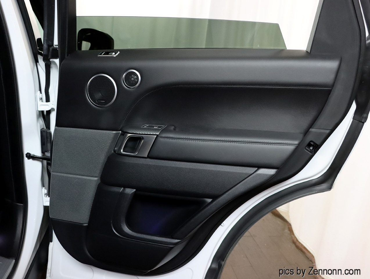 2021 Land Rover Range Rover Sport HSE Westminster Edition photo 31