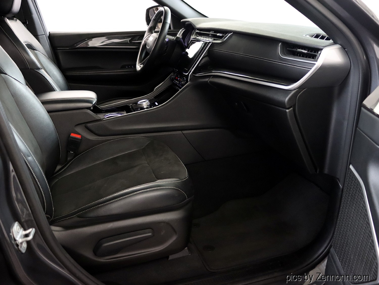 Jeep Grand Cherokee Altitude 4x4 2022