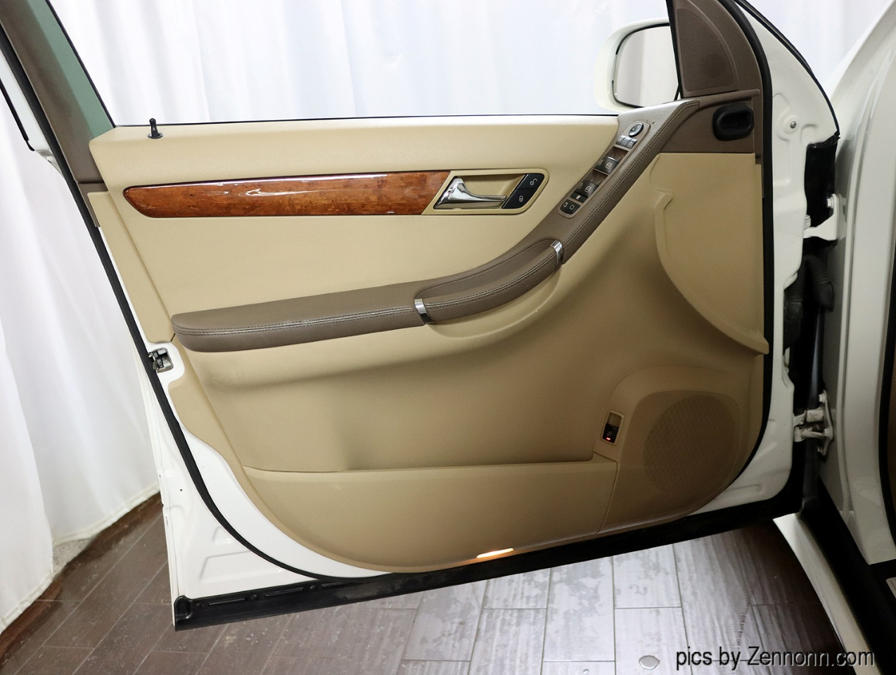 Mercedes-Benz R-Class 4MATIC 4dr 3.5L 2007 Mercedes-Benz R-Class 4MATIC 4dr 3.5L 2007