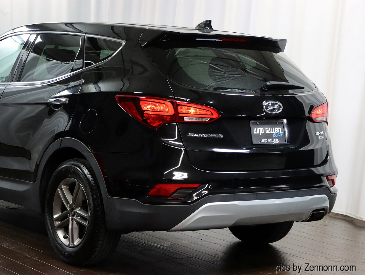 Hyundai Santa Fe Sport 2.4L Auto AWD 2017 Hyundai Santa Fe Sport 2.4L Auto AWD 2017