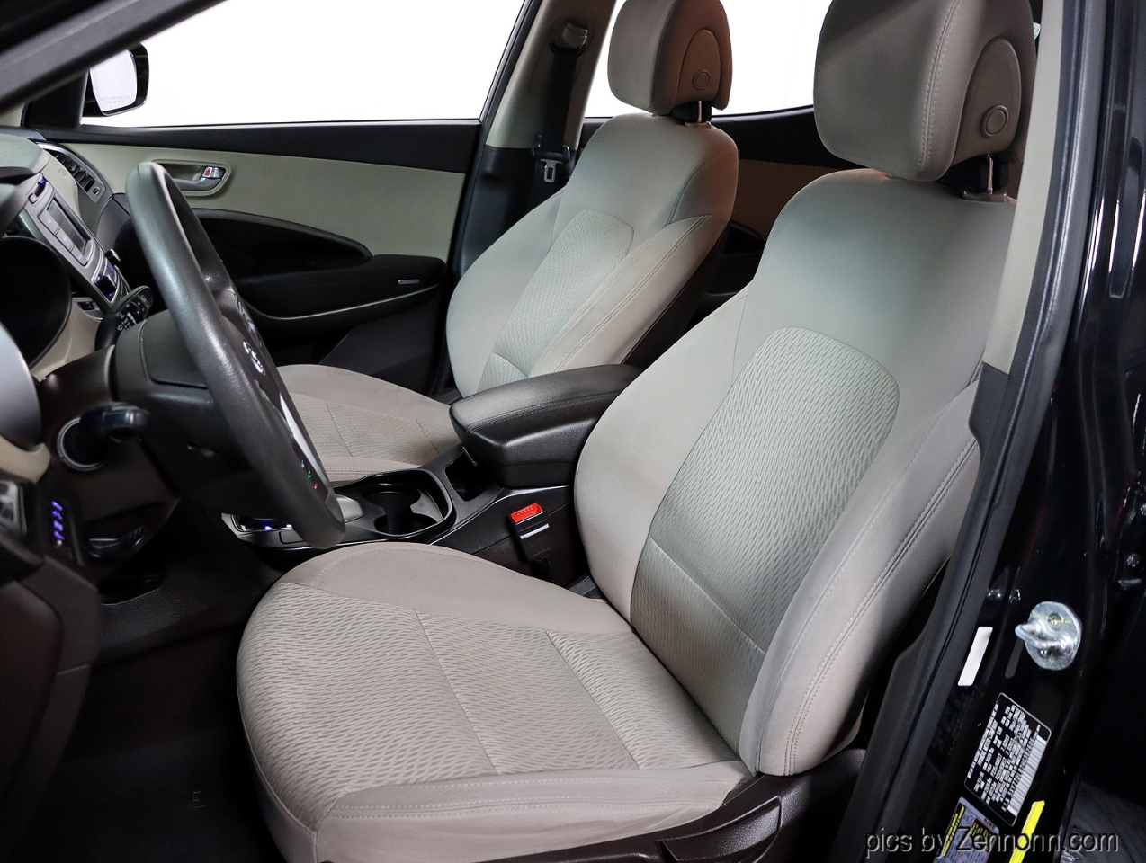 Hyundai Santa Fe Sport 2.4L Auto AWD 2017 Hyundai Santa Fe Sport 2.4L Auto AWD 2017