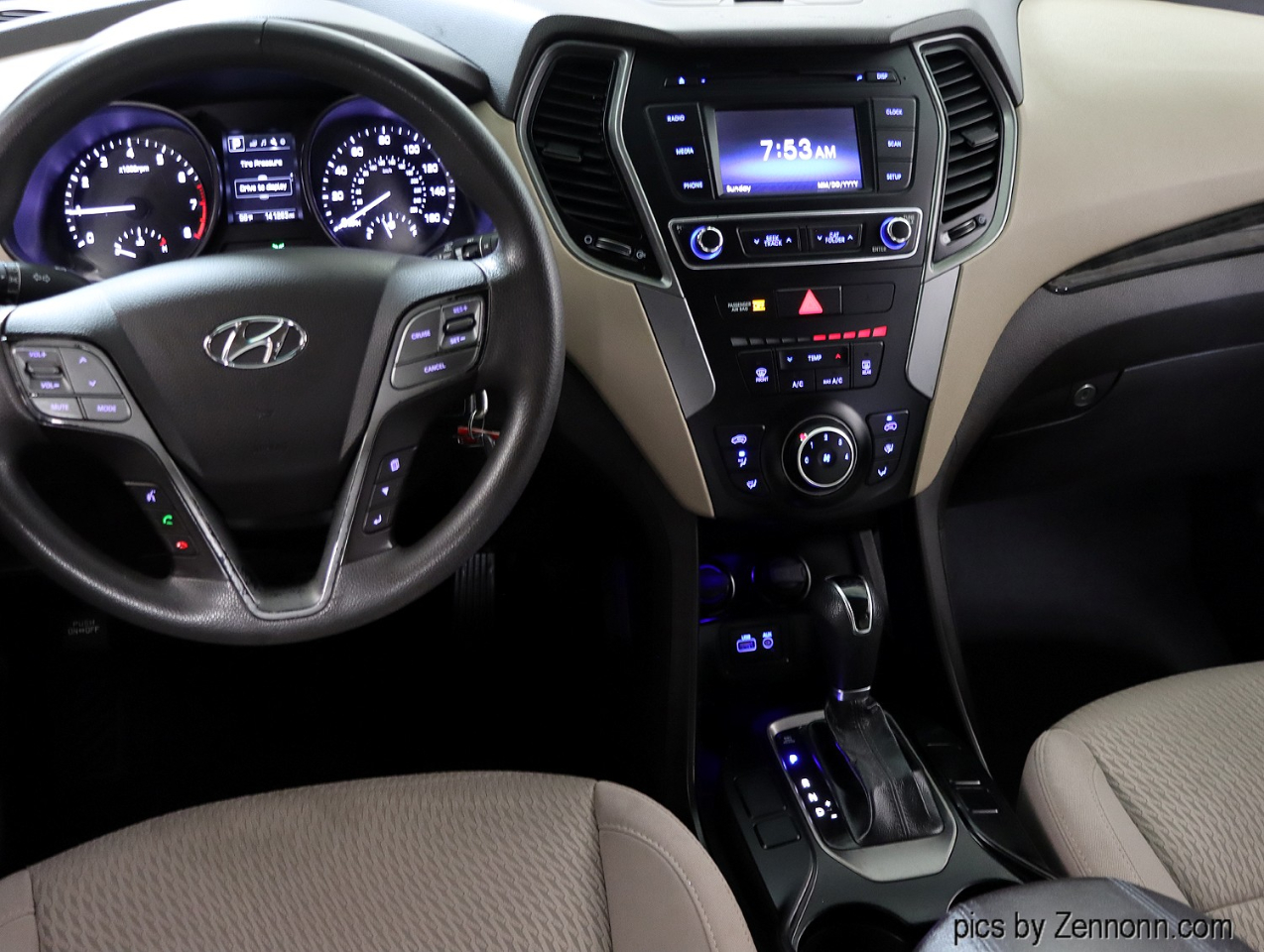 Hyundai Santa Fe Sport 2.4L Auto AWD 2017 Hyundai Santa Fe Sport 2.4L Auto AWD 2017