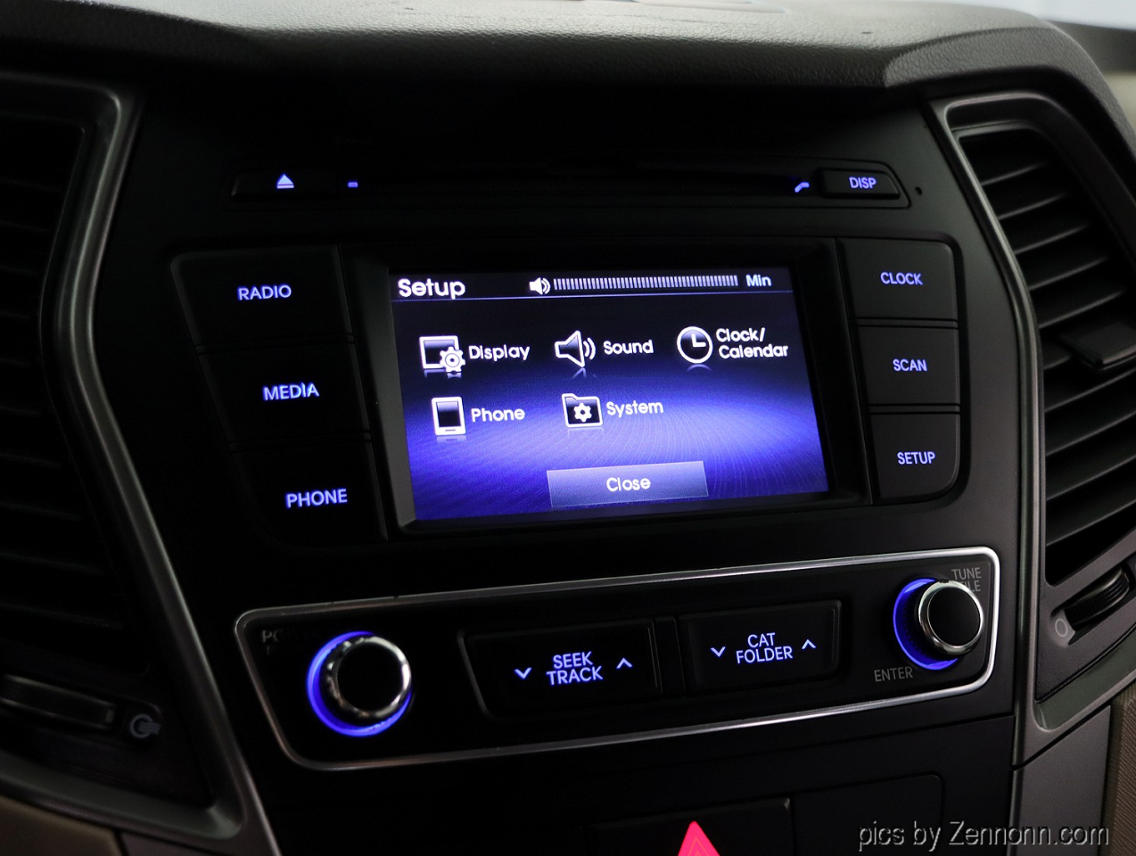 Hyundai Santa Fe Sport 2.4L Auto AWD 2017 Hyundai Santa Fe Sport 2.4L Auto AWD 2017