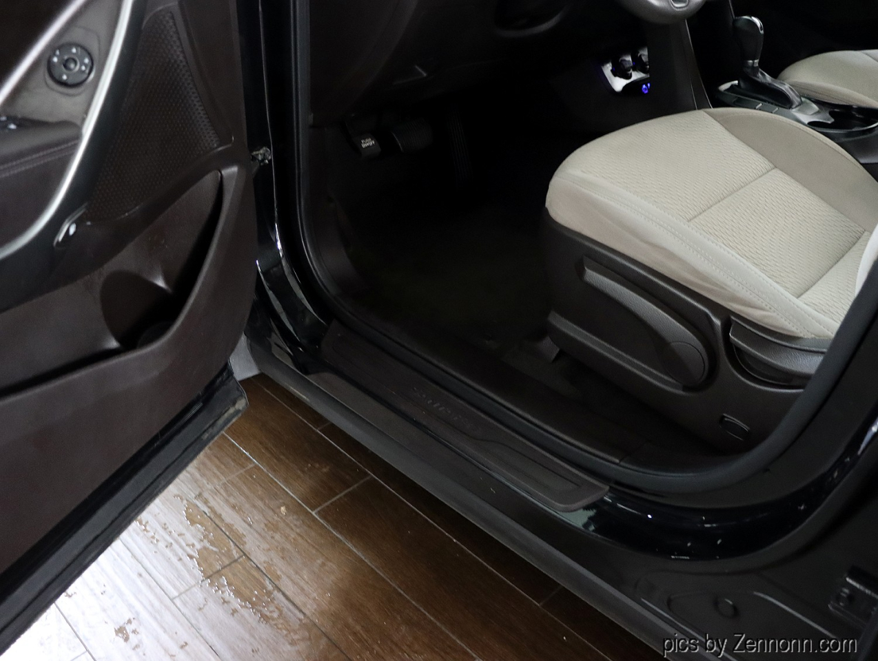 Hyundai Santa Fe Sport 2.4L Auto AWD 2017 Hyundai Santa Fe Sport 2.4L Auto AWD 2017