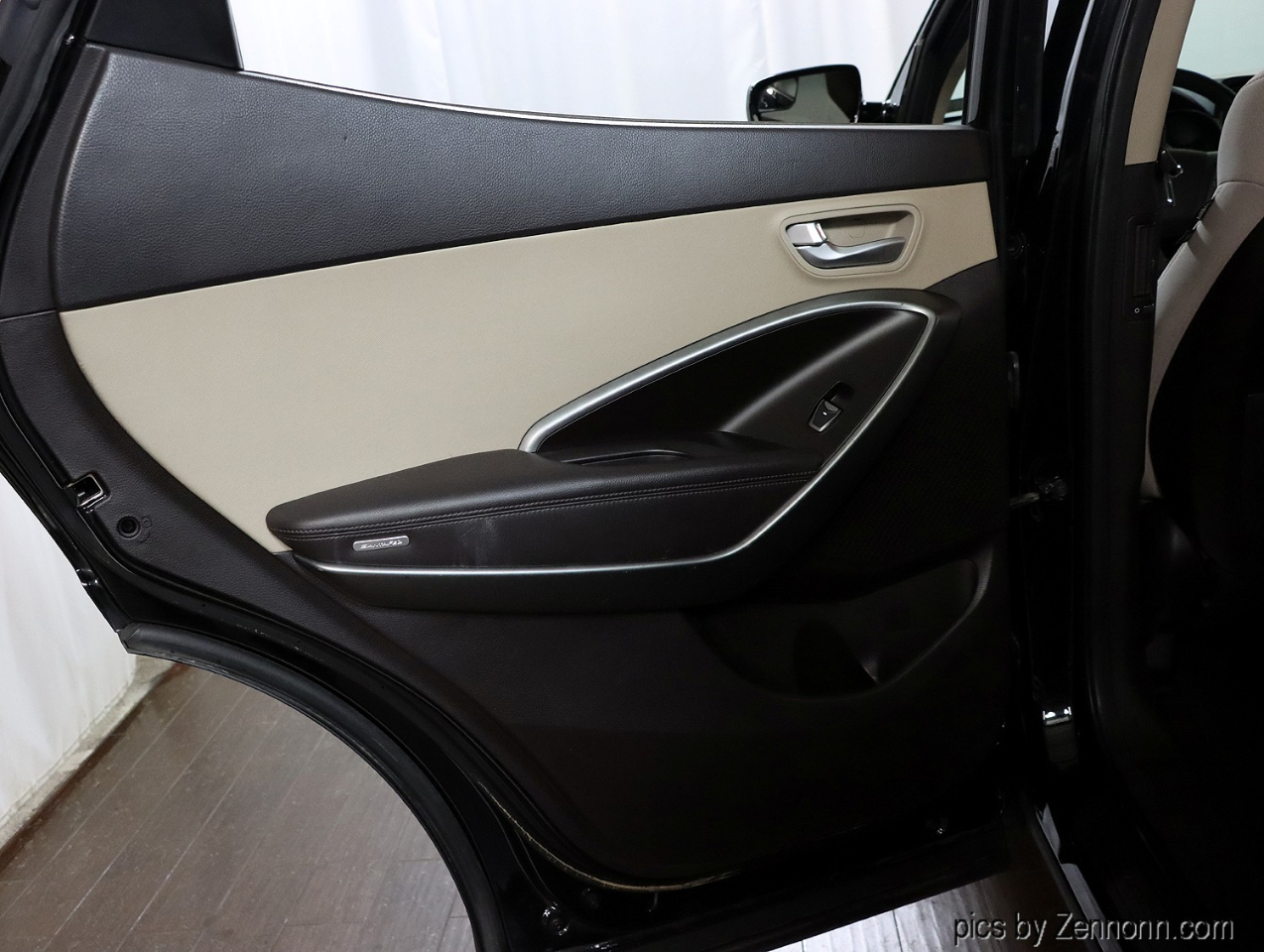 Hyundai Santa Fe Sport 2.4L Auto AWD 2017 Hyundai Santa Fe Sport 2.4L Auto AWD 2017