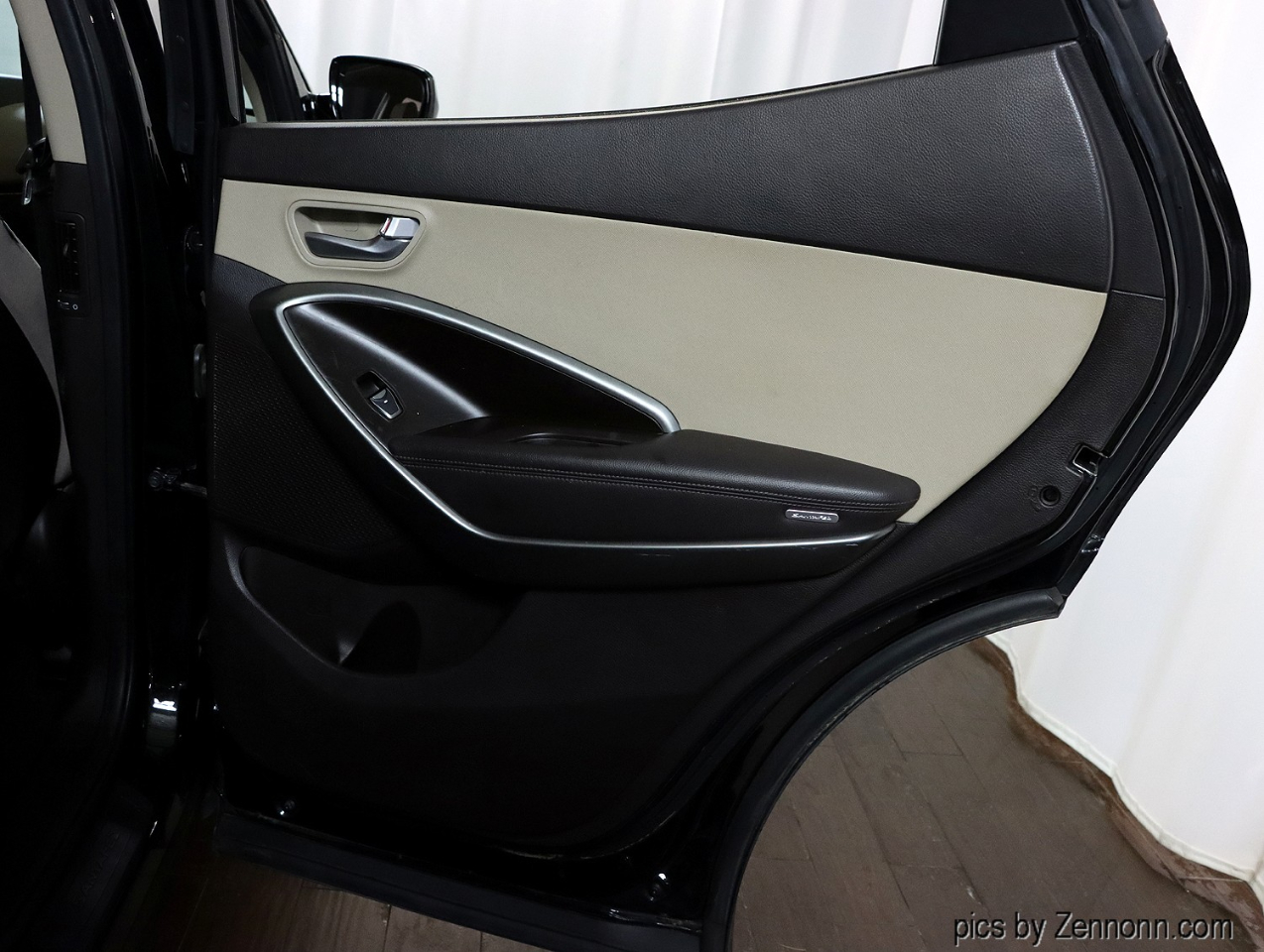 Hyundai Santa Fe Sport 2.4L Auto AWD 2017 Hyundai Santa Fe Sport 2.4L Auto AWD 2017