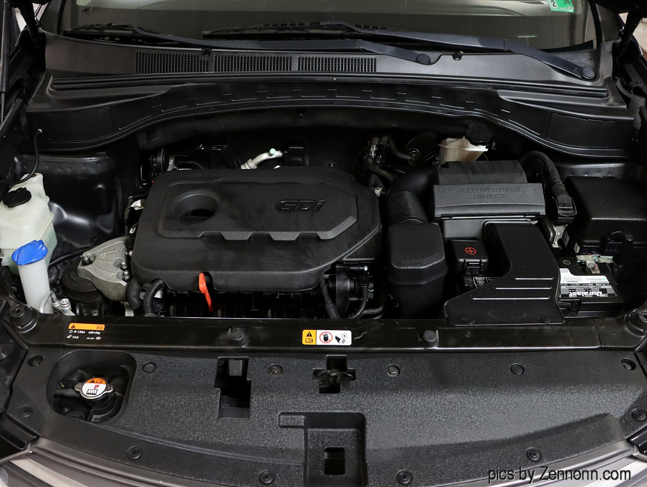 Hyundai Santa Fe Sport 2.4L Auto AWD 2017 Hyundai Santa Fe Sport 2.4L Auto AWD 2017