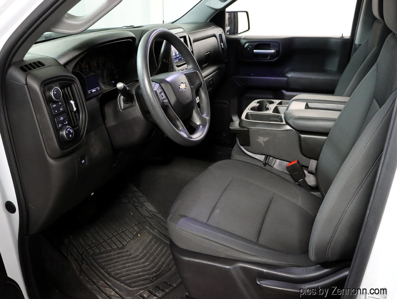 Chevrolet Silverado 1500 4WD Crew Cab 147" Custom 2021