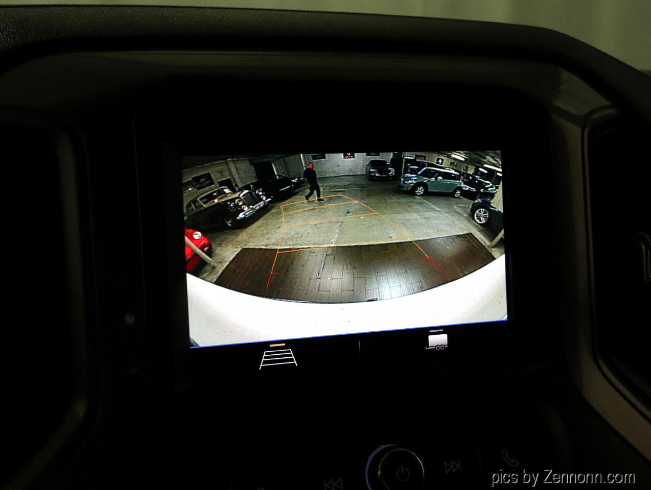 Chevrolet Silverado 1500 4WD Crew Cab 147" Custom 2021