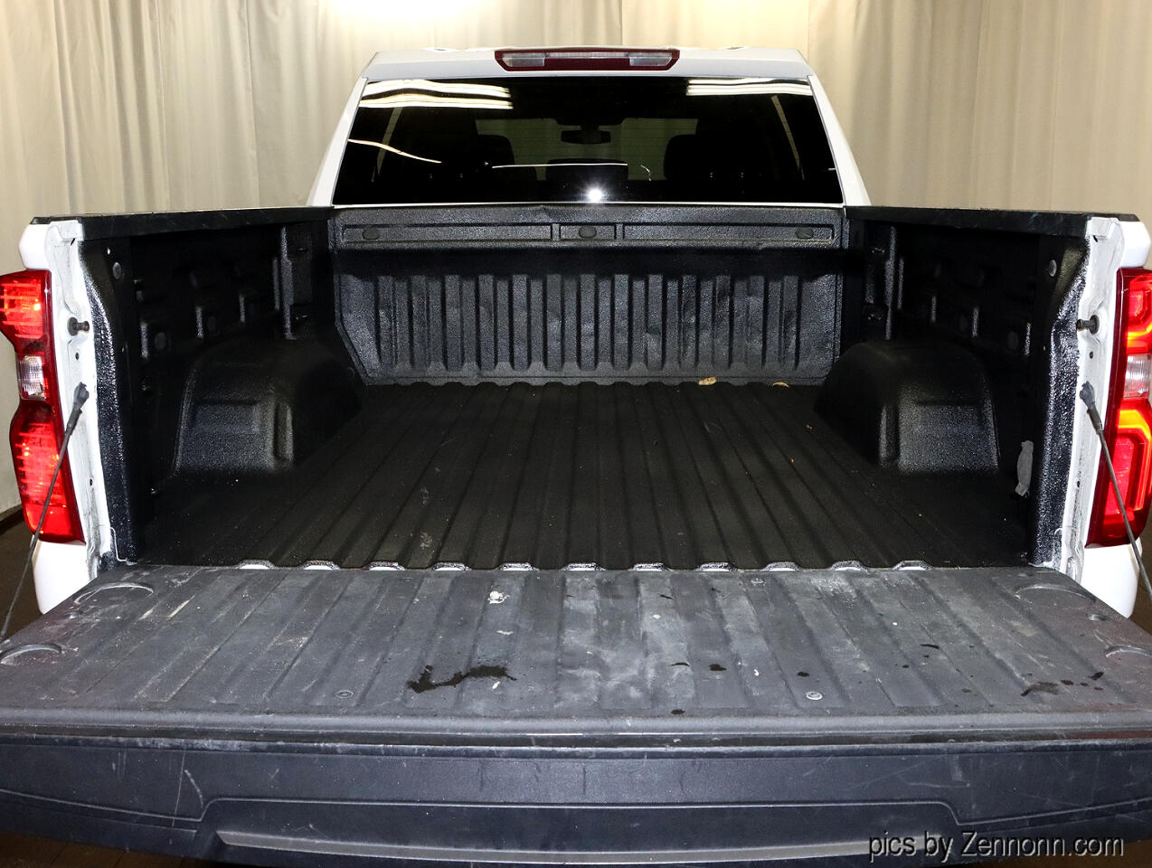 Chevrolet Silverado 1500 4WD Crew Cab 147" Custom 2021