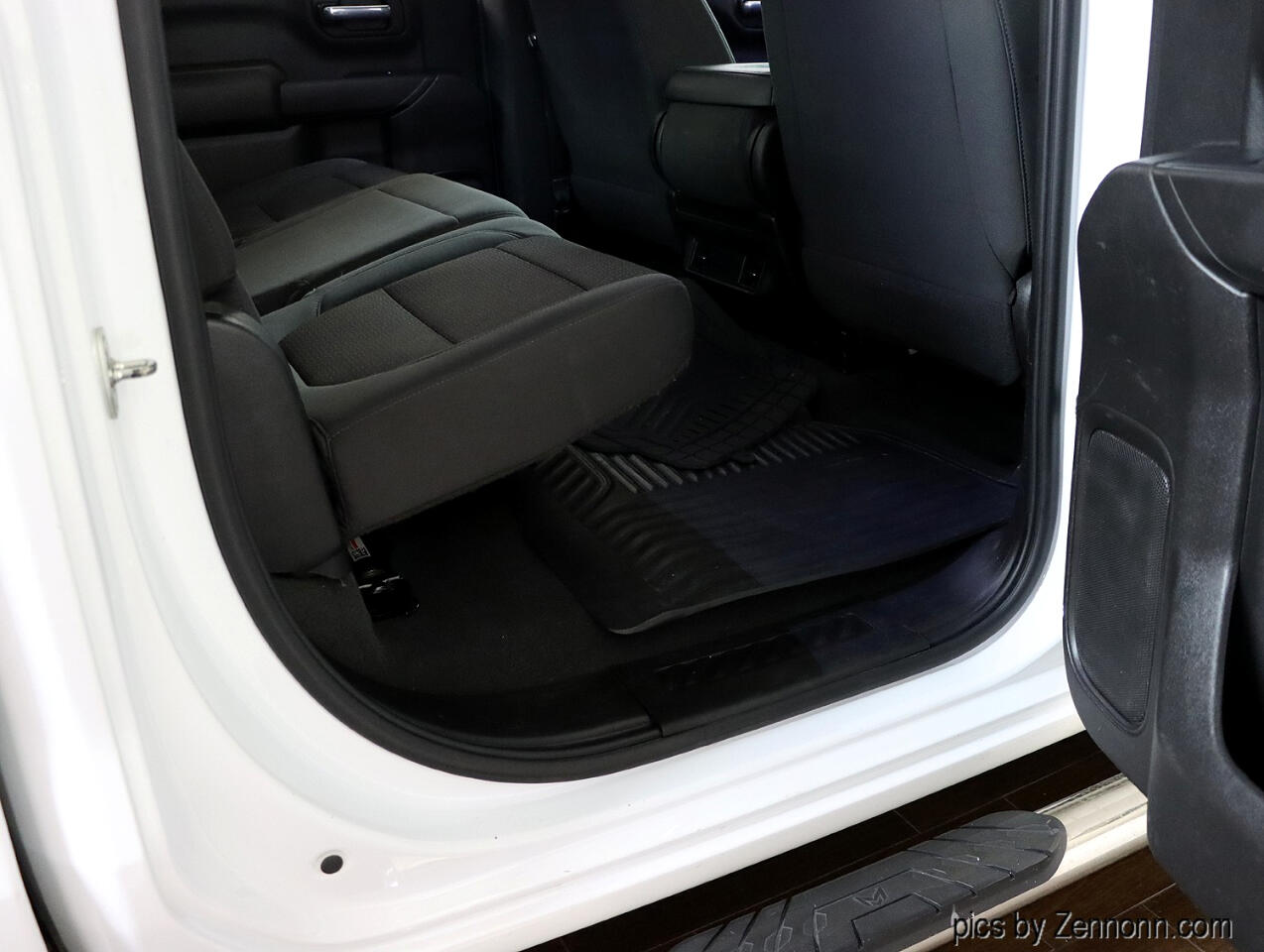 Chevrolet Silverado 1500 4WD Crew Cab 147" Custom 2021