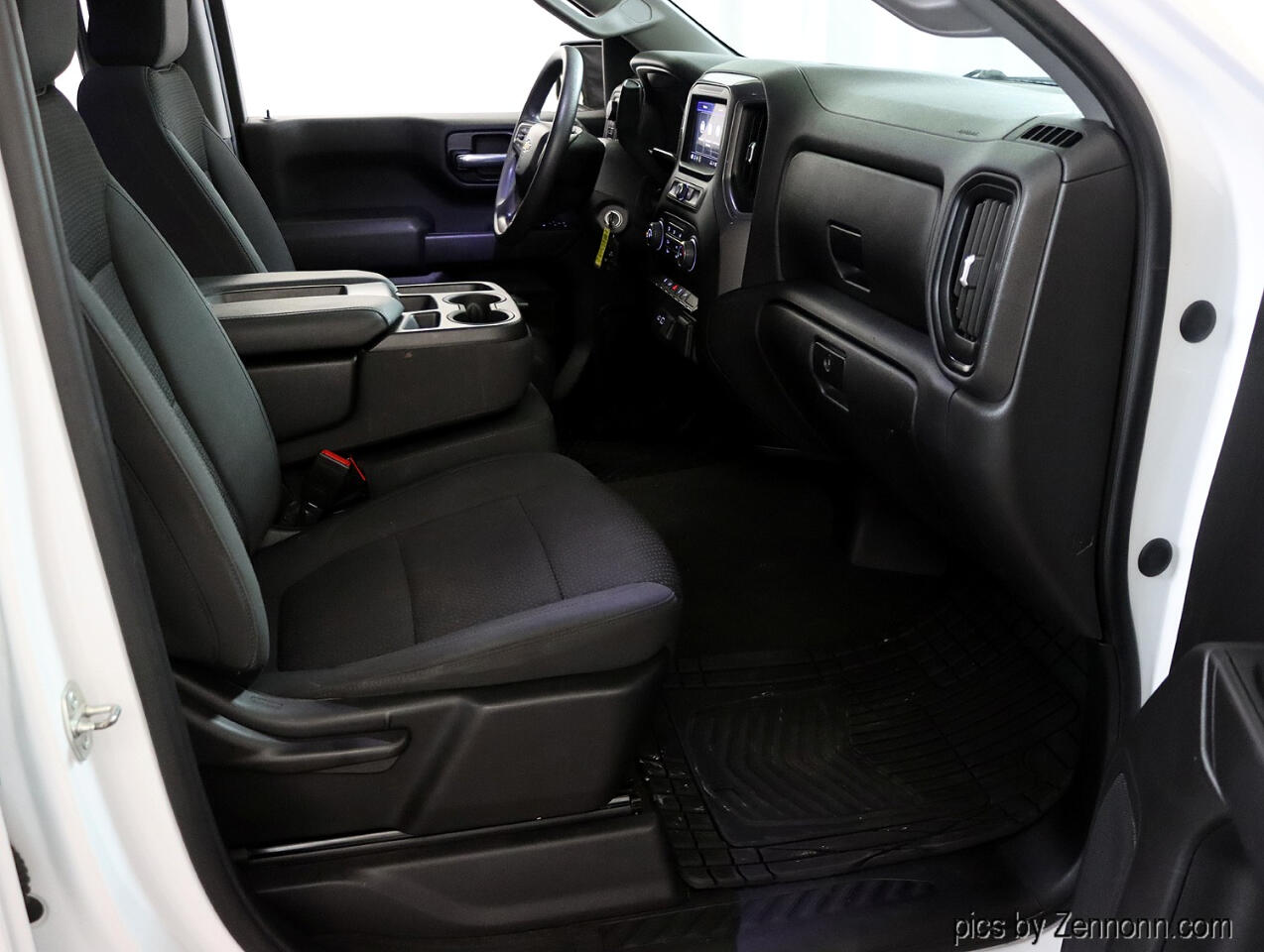 Chevrolet Silverado 1500 4WD Crew Cab 147" Custom 2021