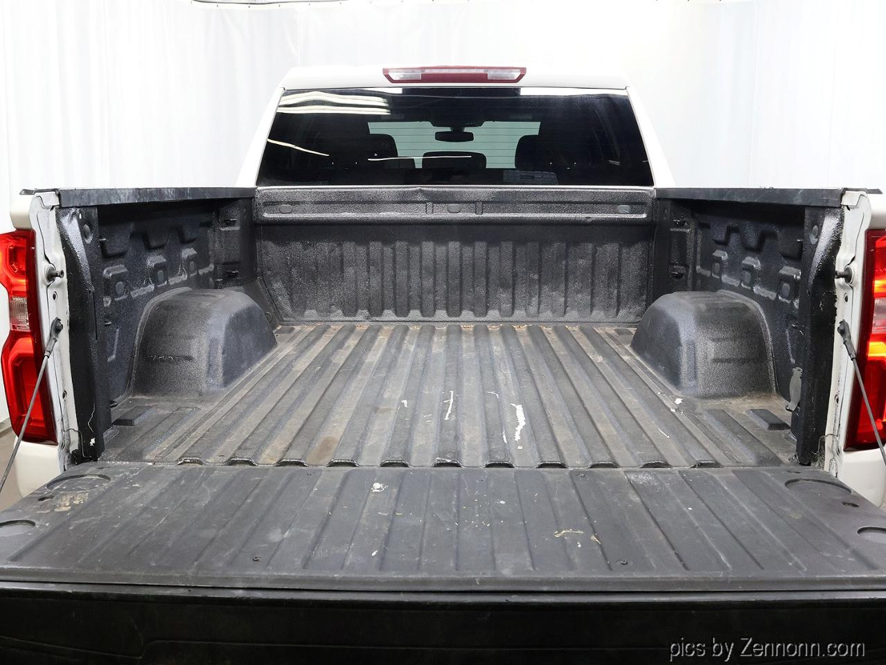 Chevrolet Silverado 1500 4WD Crew Cab 147" Custom 2021